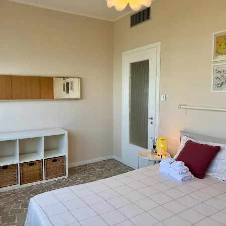 Sallys - Casa Arcobaleno * Ospedaletti